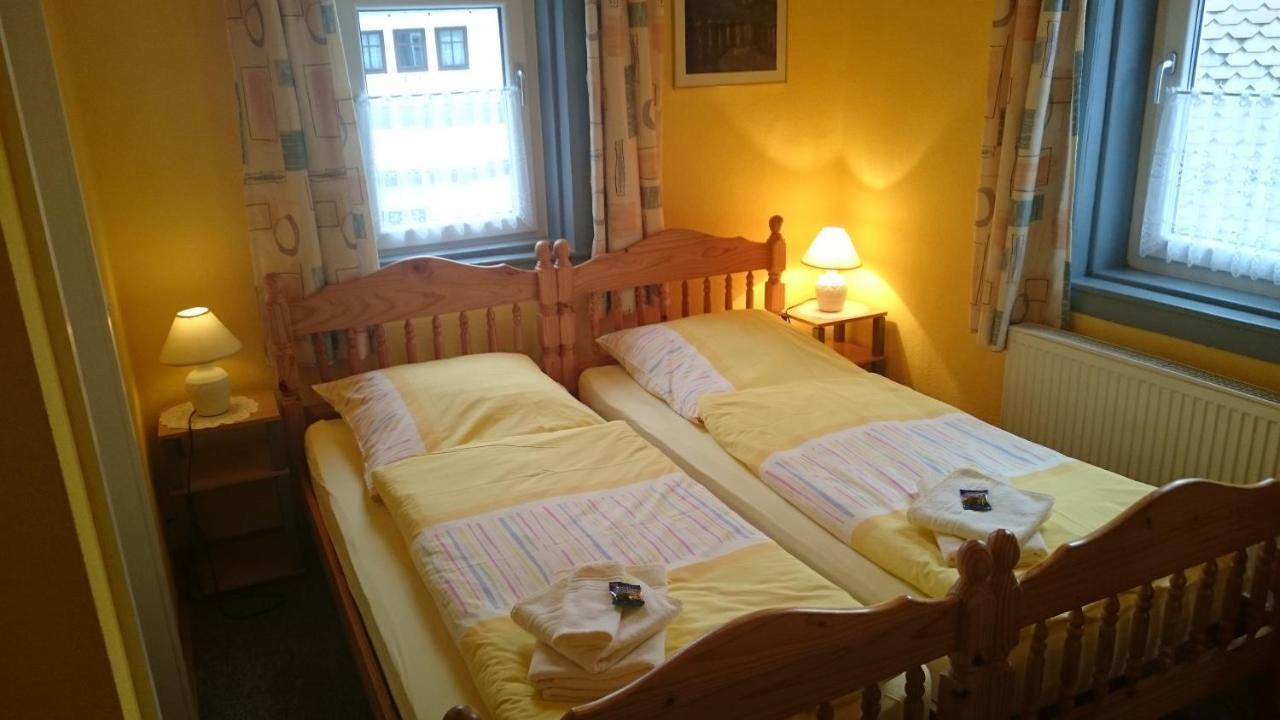 Gaststaette Und Pension Felsenthal Tabarz Bagian luar foto