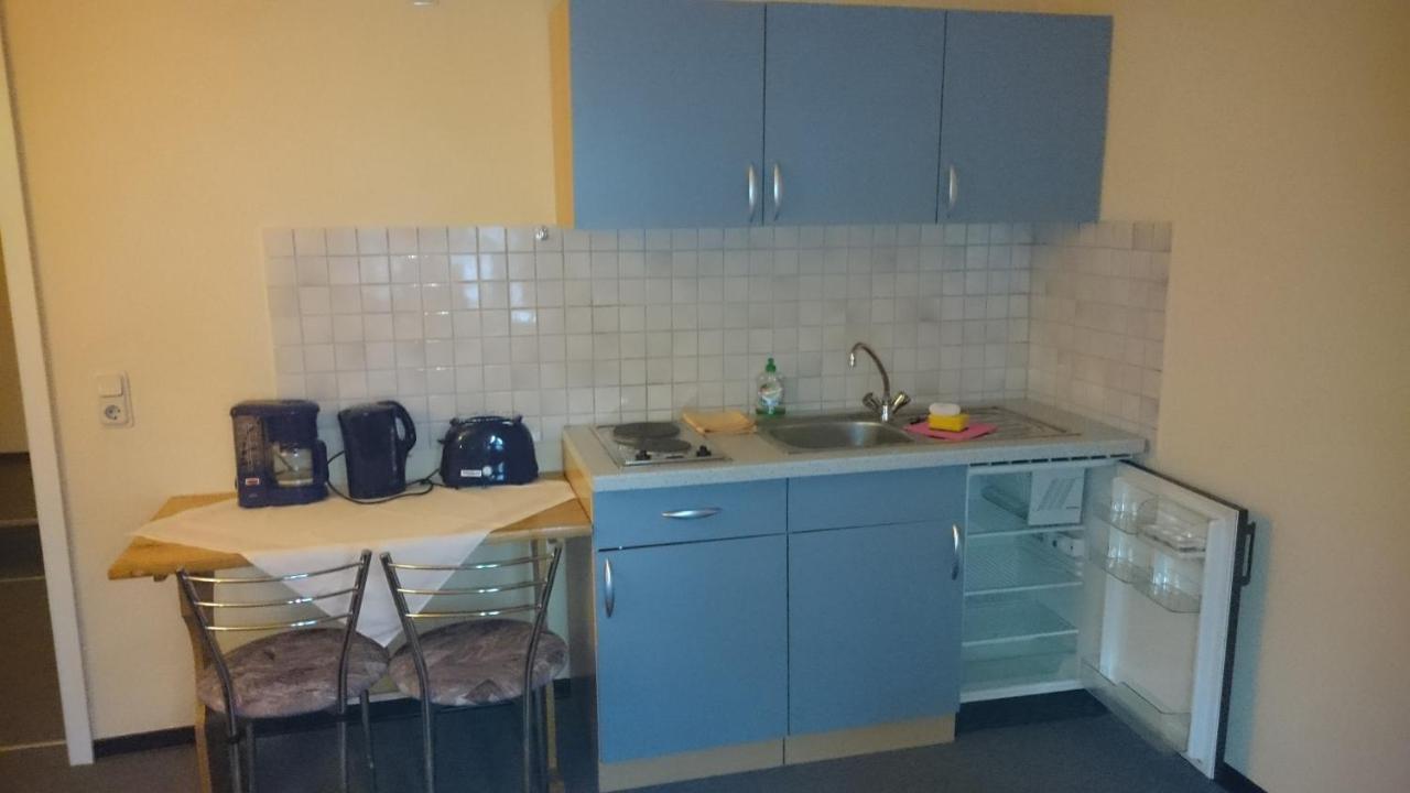 Gaststaette Und Pension Felsenthal Tabarz Bagian luar foto