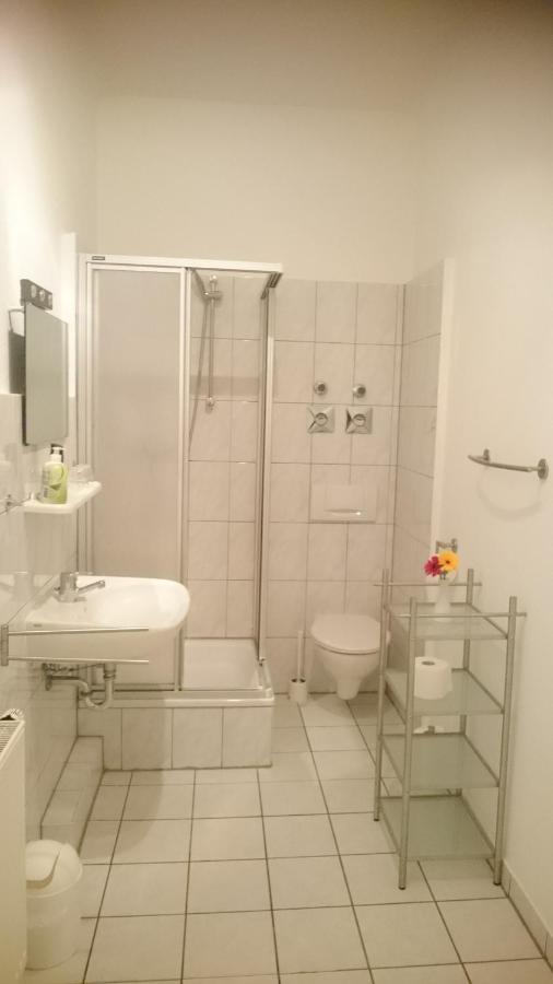 Gaststaette Und Pension Felsenthal Tabarz Bagian luar foto