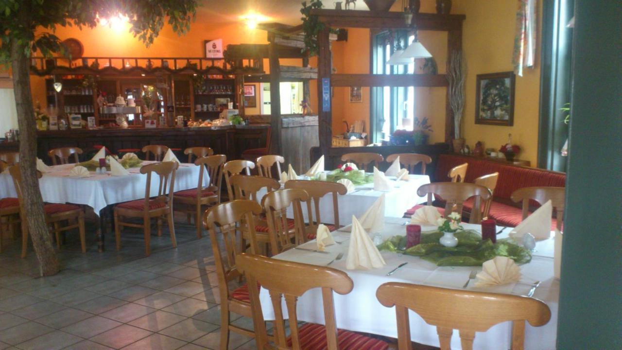 Gaststaette Und Pension Felsenthal Tabarz Bagian luar foto